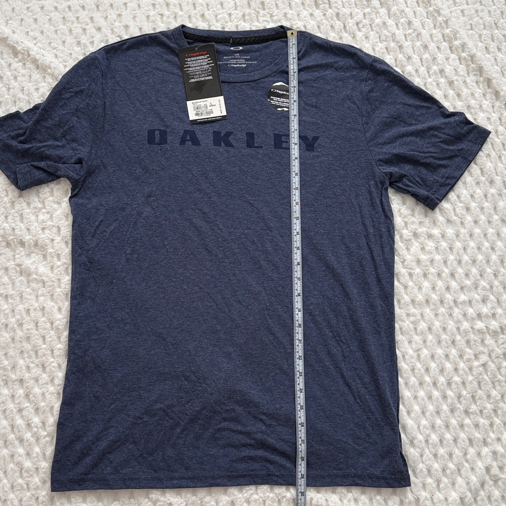 Oakley Shirt-Authentic-NWT - Picture 6 of 7